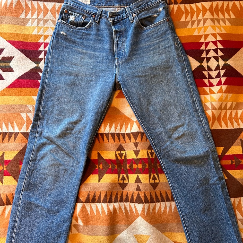 Levi's Classic Blue Straight Leg Jeans Timeless Denim